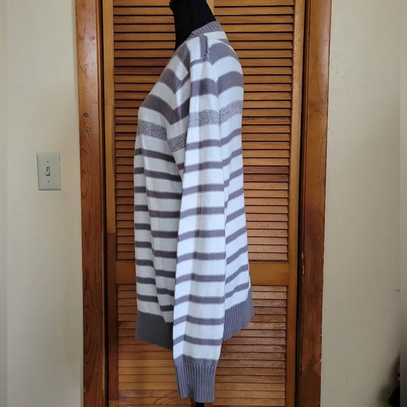 EUC Sean John Men's Cardigan Sweater Size Medium - Picture 2 of 7